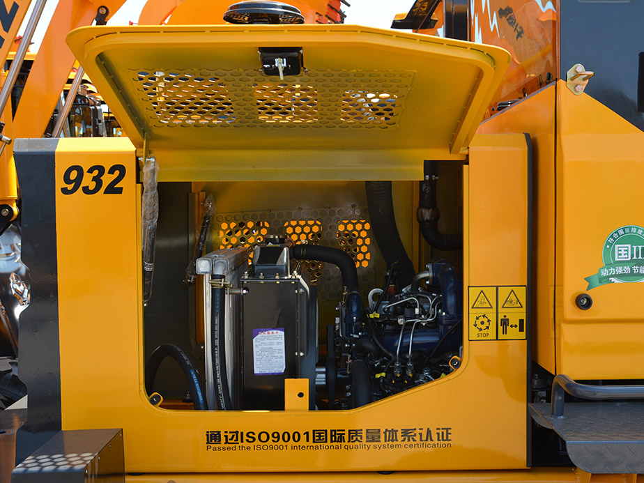 攪拌裝載機(jī)怎么開(kāi)能省油？